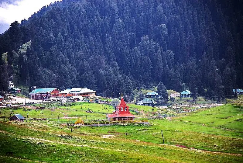 https://avathioutdoors.gumlet.io/travelGuide/dev/gulmarg78534.jpg
