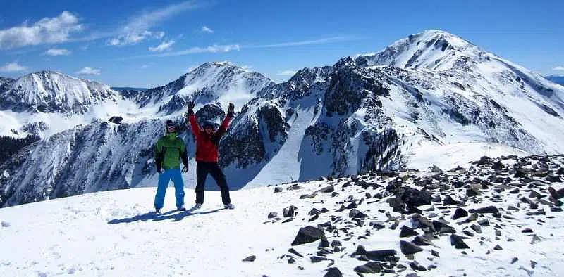 https://avathioutdoors.gumlet.io/travelGuide/dev/gulmarg92348.jpg