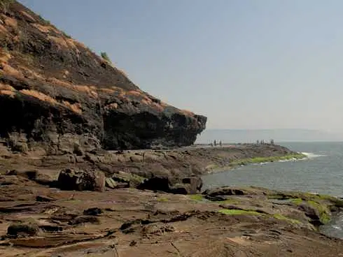 https://avathioutdoors.gumlet.io/travelGuide/dev/harihareshwar_P3789.jpg