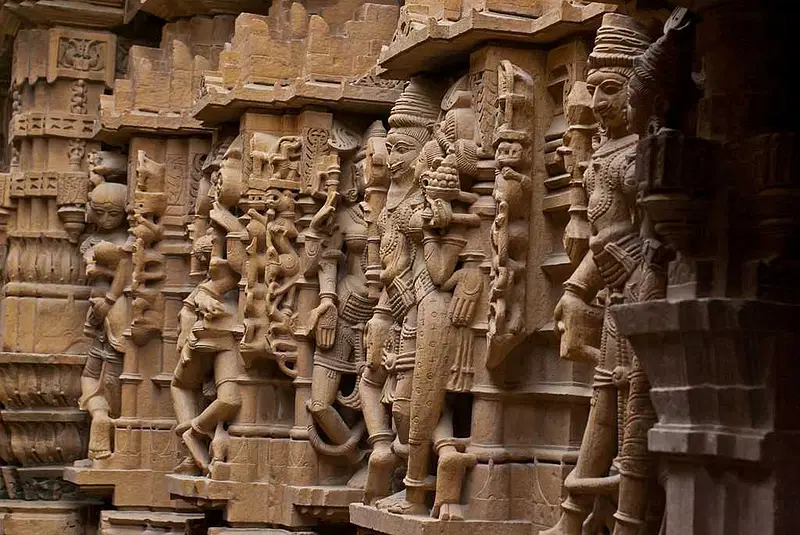 https://avathioutdoors.gumlet.io/travelGuide/dev/jaisalmer67883.jpg