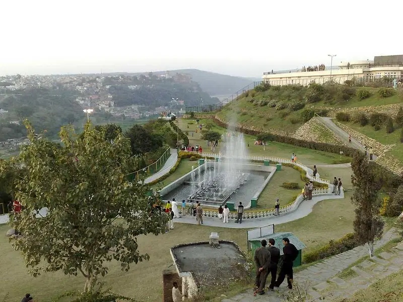 https://avathioutdoors.gumlet.io/travelGuide/dev/jammu21532.jpg