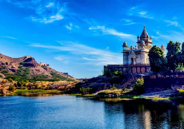 https://avathioutdoors.gumlet.io/travelGuide/dev/jodhpur53307.jpg