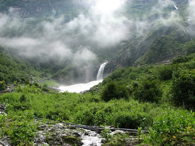 https://avathioutdoors.gumlet.io/travelGuide/dev/joshimath_P8901.jpg