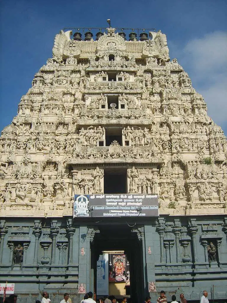https://avathioutdoors.gumlet.io/travelGuide/dev/kanchipuram_P3127.jpg