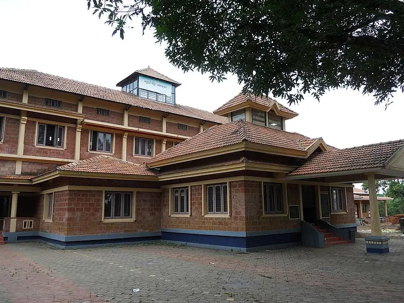 https://avathioutdoors.gumlet.io/travelGuide/dev/kannur_P6539.jpg
