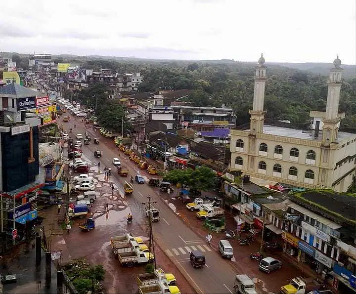 https://avathioutdoors.gumlet.io/travelGuide/dev/kannur_P8626.jpg