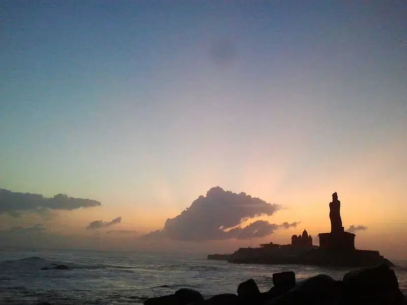 https://avathioutdoors.gumlet.io/travelGuide/dev/kanyakumari_P4515.jpg