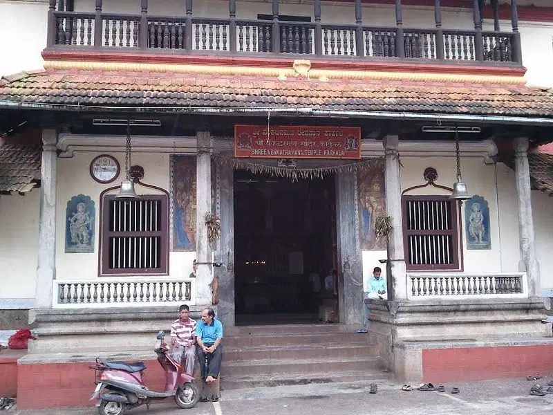 Visit Shri Srinivas Temple