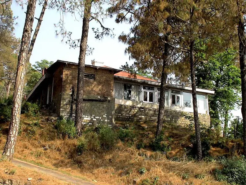 https://avathioutdoors.gumlet.io/travelGuide/dev/kasauli90307.jpg