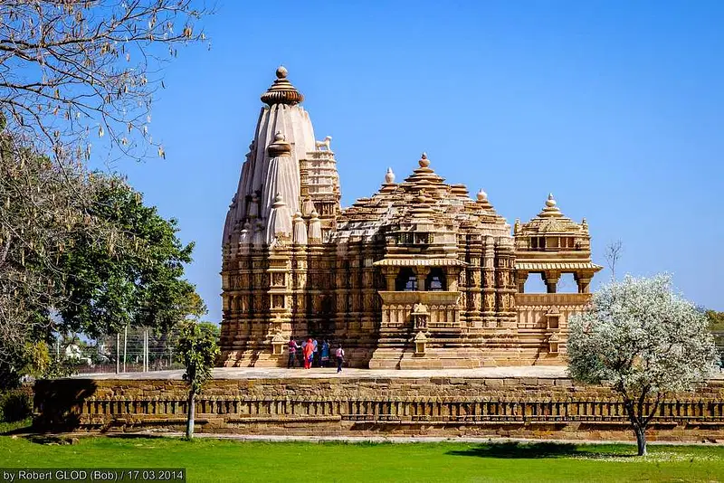 Explore Chitragupta Temple