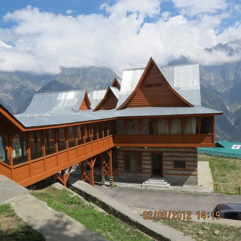 https://avathioutdoors.gumlet.io/travelGuide/dev/kinnaur64340.jpg