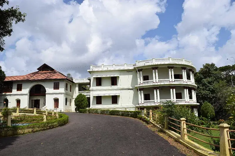 https://avathioutdoors.gumlet.io/travelGuide/dev/kochi_P3569.jpg
