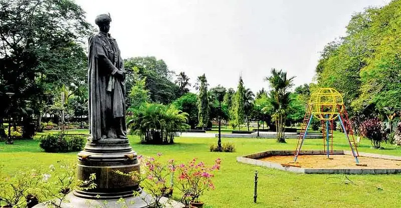 Relax at Subhash Chandra Bose Park