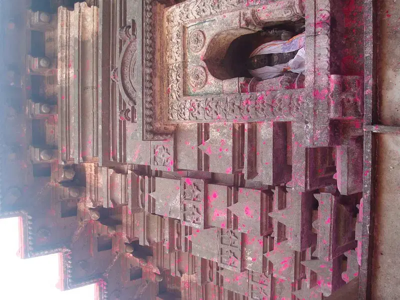 https://avathioutdoors.gumlet.io/travelGuide/dev/kolhapur_P2037.jpg