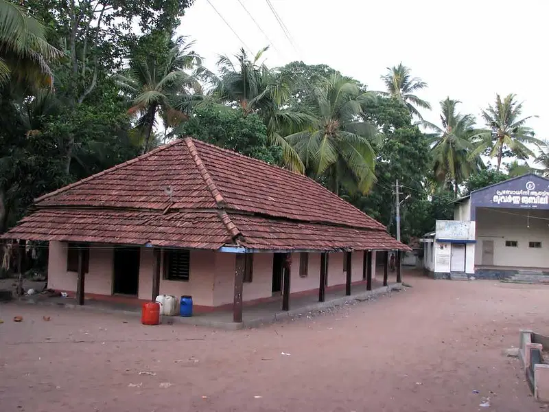 https://avathioutdoors.gumlet.io/travelGuide/dev/kollam_P1473.jpg
