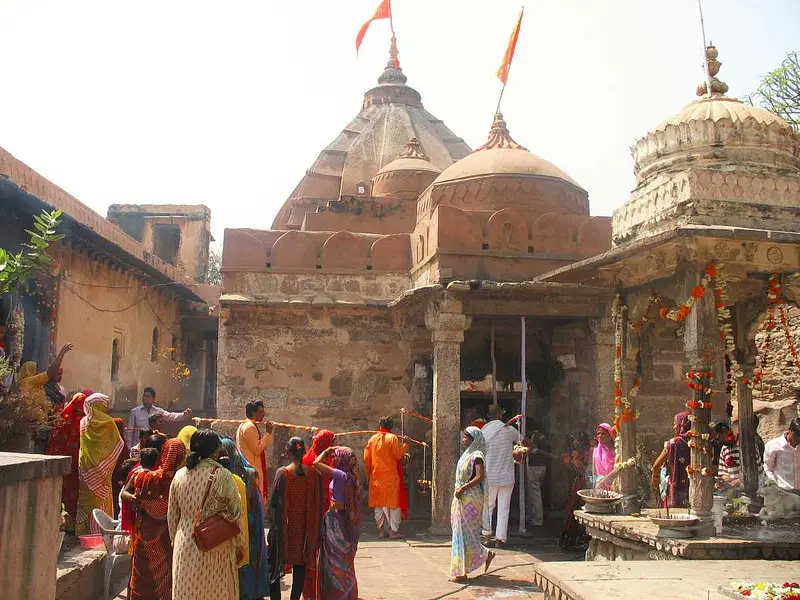 Visit Kansua Temple