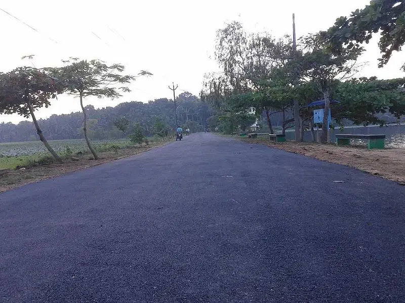 https://avathioutdoors.gumlet.io/travelGuide/dev/kovalam_P7798.jpg