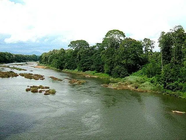https://avathioutdoors.gumlet.io/travelGuide/dev/kozhikode_P2508.jpg