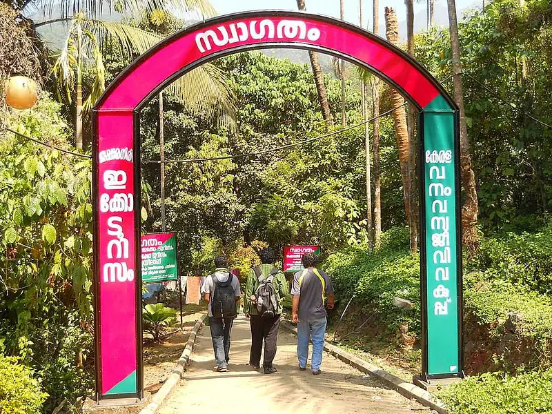 https://avathioutdoors.gumlet.io/travelGuide/dev/kozhikode_P5191.jpg