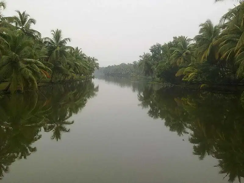 Take a Boat Ride on Canoli Canal