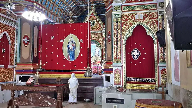 https://avathioutdoors.gumlet.io/travelGuide/dev/kumarakom_P4489.jpg