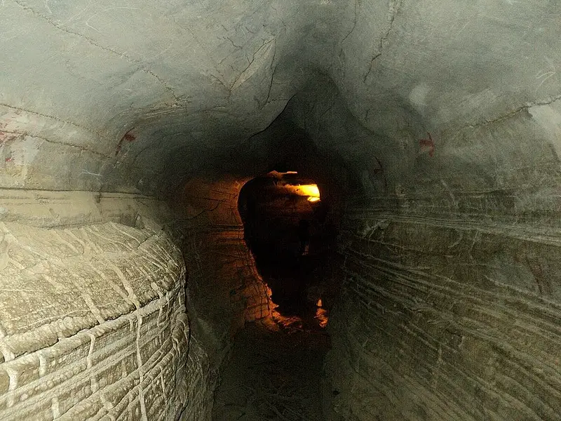 https://avathioutdoors.gumlet.io/travelGuide/dev/kurnool_P6508.jpg