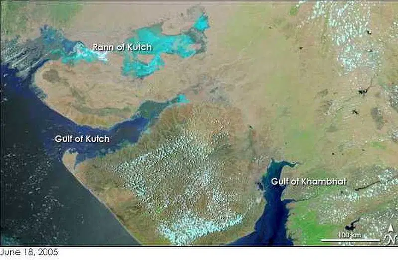 https://avathioutdoors.gumlet.io/travelGuide/dev/kutch_P8017.jpg