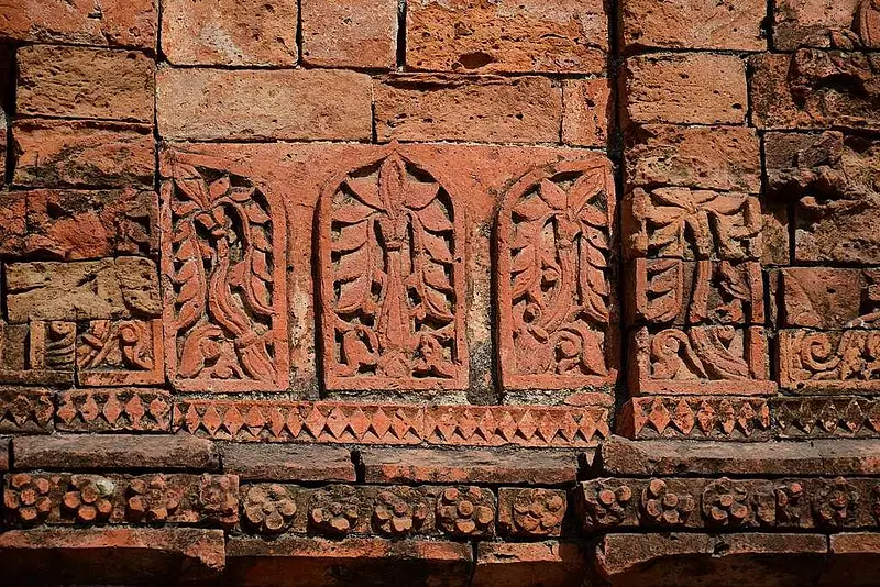 https://avathioutdoors.gumlet.io/travelGuide/dev/malda_P4194.jpg