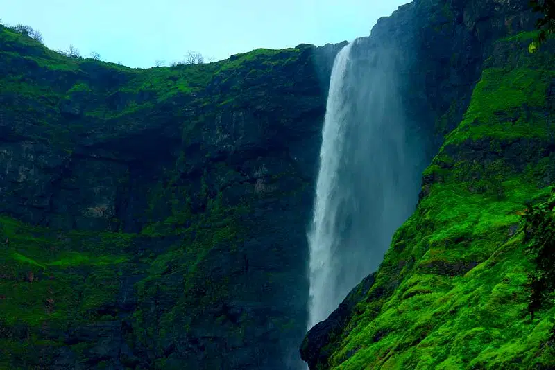 https://avathioutdoors.gumlet.io/travelGuide/dev/malshej-ghat56931.jpg