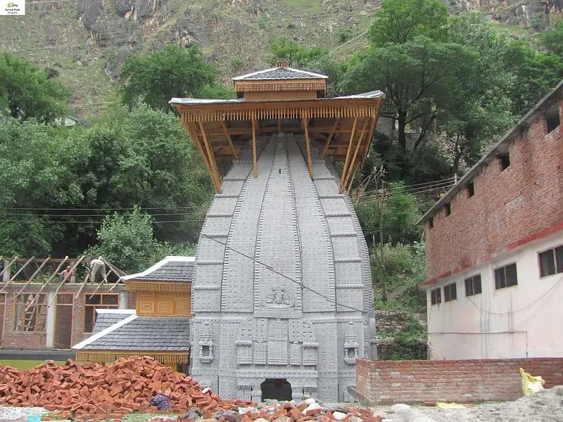 https://avathioutdoors.gumlet.io/travelGuide/dev/manikaran-sahib52596.jpg