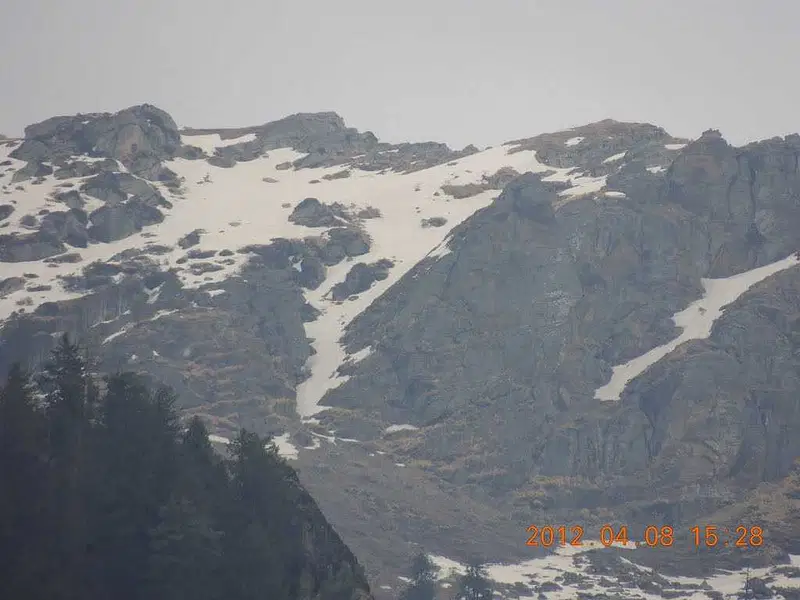https://avathioutdoors.gumlet.io/travelGuide/dev/manikaran-sahib66868.jpg
