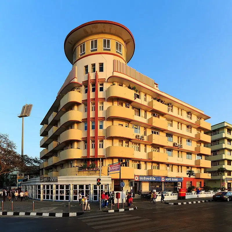 https://avathioutdoors.gumlet.io/travelGuide/dev/mumbai_P8704.jpg