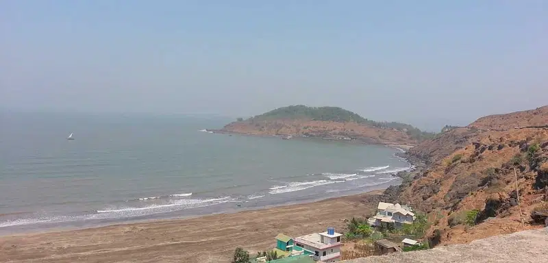 https://avathioutdoors.gumlet.io/travelGuide/dev/murud-janjira_P4864.jpg