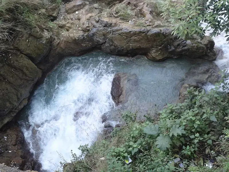 https://avathioutdoors.gumlet.io/travelGuide/dev/mussoorie_P4770.jpg