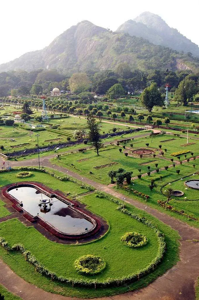 https://avathioutdoors.gumlet.io/travelGuide/dev/nelliyampathy61503.jpg