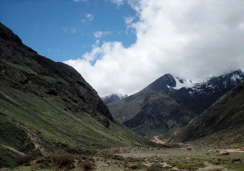 https://avathioutdoors.gumlet.io/travelGuide/dev/north-sikkim_P2479.jpg
