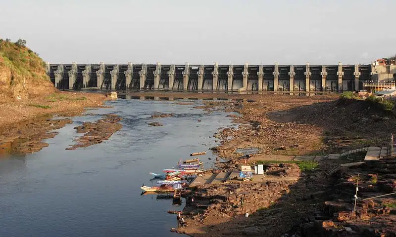 https://avathioutdoors.gumlet.io/travelGuide/dev/omkareshwar99306.jpg