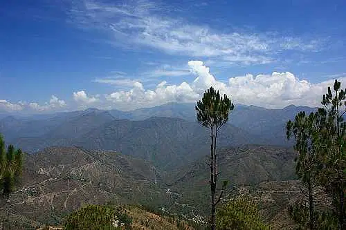 https://avathioutdoors.gumlet.io/travelGuide/dev/pauri-garhwal_P8917.jpg