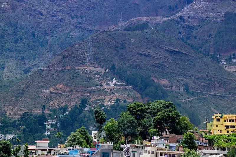 https://avathioutdoors.gumlet.io/travelGuide/dev/pithoragarh_P2030.jpg