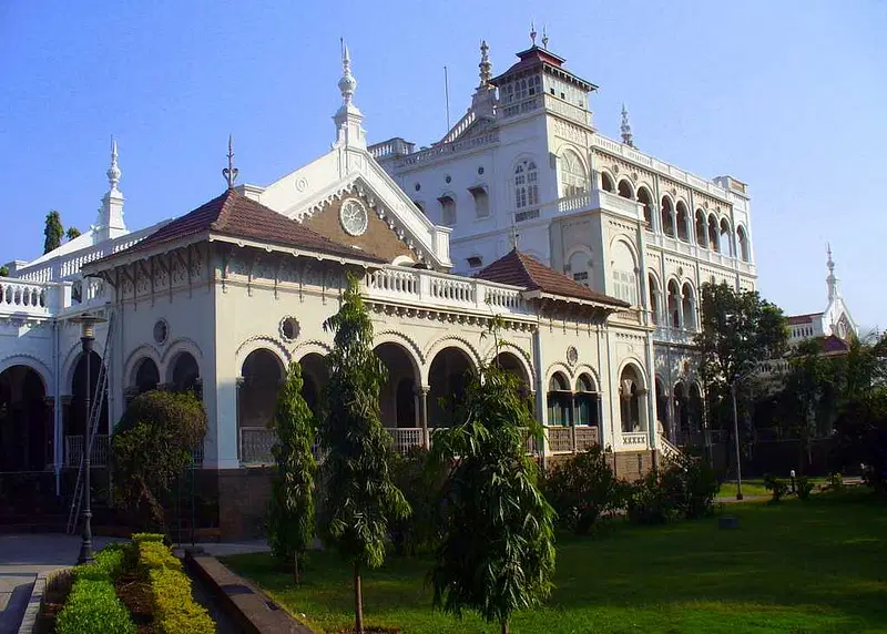 https://avathioutdoors.gumlet.io/travelGuide/dev/pune_P5441.jpg