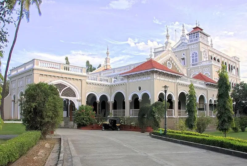 https://avathioutdoors.gumlet.io/travelGuide/dev/pune_P8619.jpg
