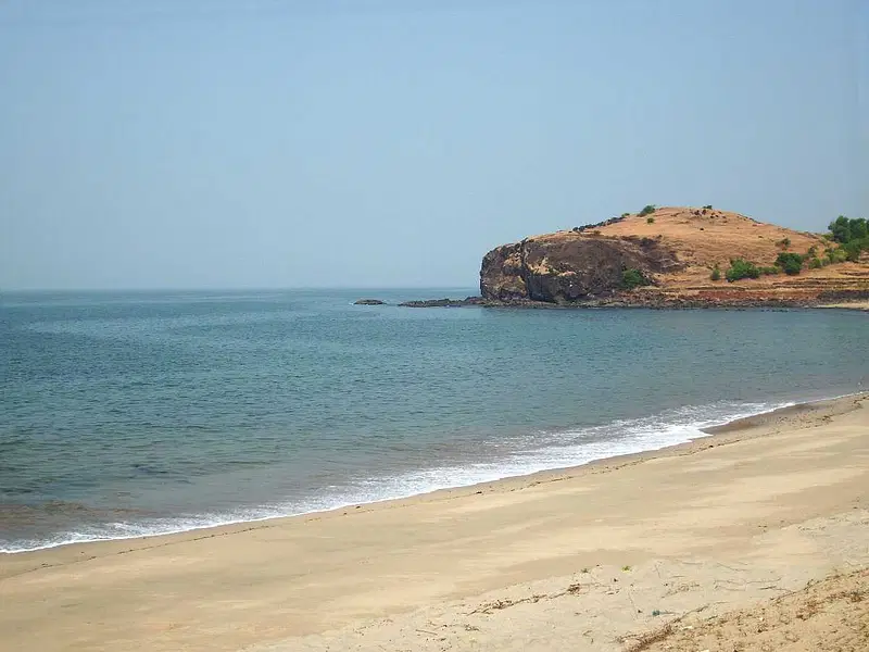 https://avathioutdoors.gumlet.io/travelGuide/dev/raigad61790.jpg