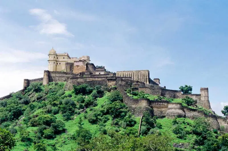 https://avathioutdoors.gumlet.io/travelGuide/dev/rajsamand43528.jpg