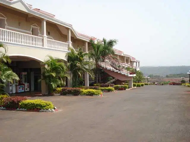 https://avathioutdoors.gumlet.io/travelGuide/dev/ratnagiri_P6926.jpg