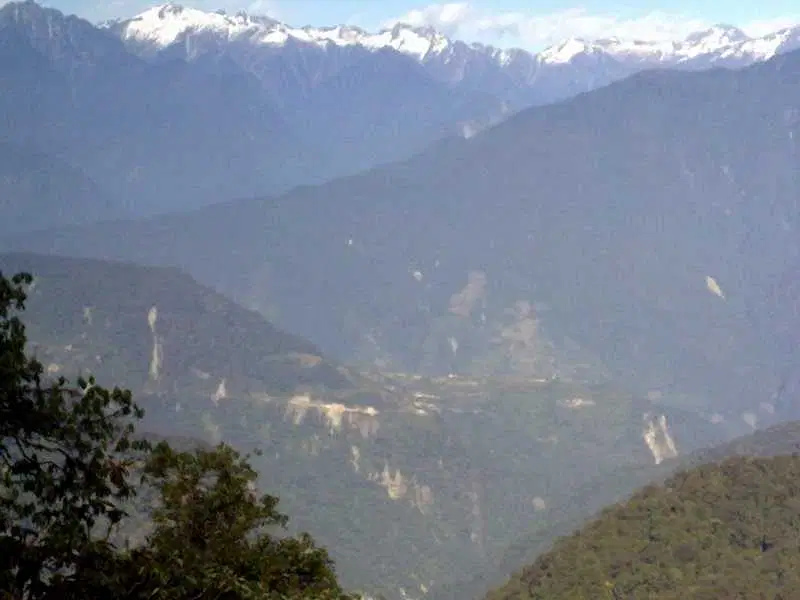 https://avathioutdoors.gumlet.io/travelGuide/dev/roing19586.jpg