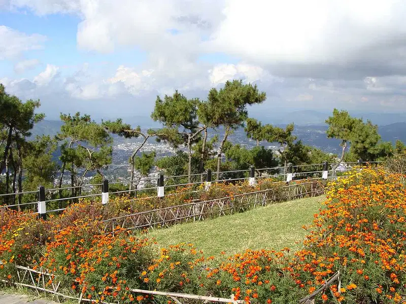 https://avathioutdoors.gumlet.io/travelGuide/dev/shillong_P1259.jpg