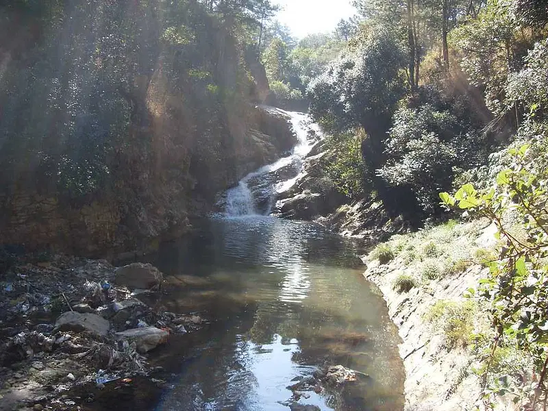 https://avathioutdoors.gumlet.io/travelGuide/dev/shillong_P6293.jpg