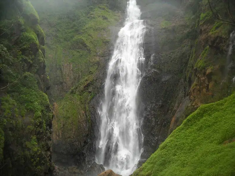 https://avathioutdoors.gumlet.io/travelGuide/dev/shimoga_P1397.jpg