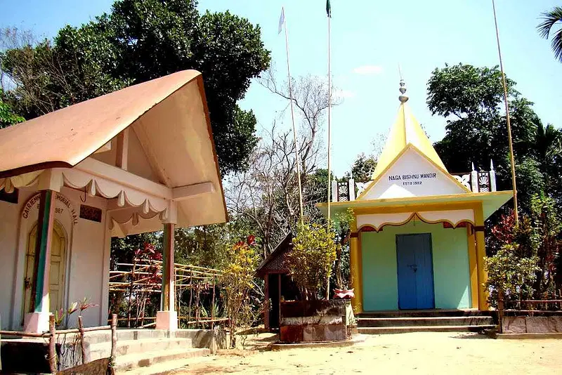 Hike to Bhubaneswar Temple