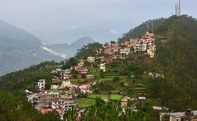 https://avathioutdoors.gumlet.io/travelGuide/dev/solan_P6461.jpg